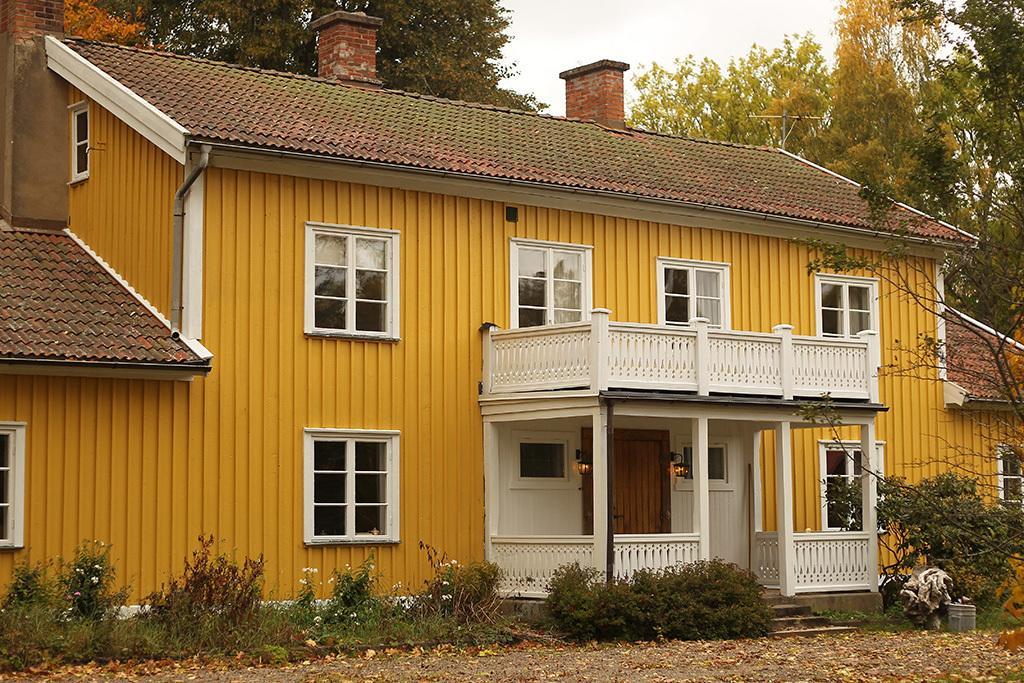 Hallebergs Bed&Breakfast Скара Екстер'єр фото