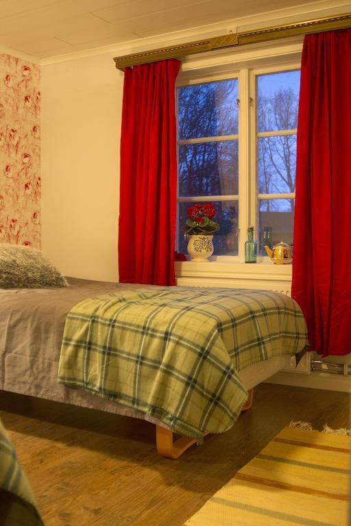 Hallebergs Bed&Breakfast Скара Екстер'єр фото