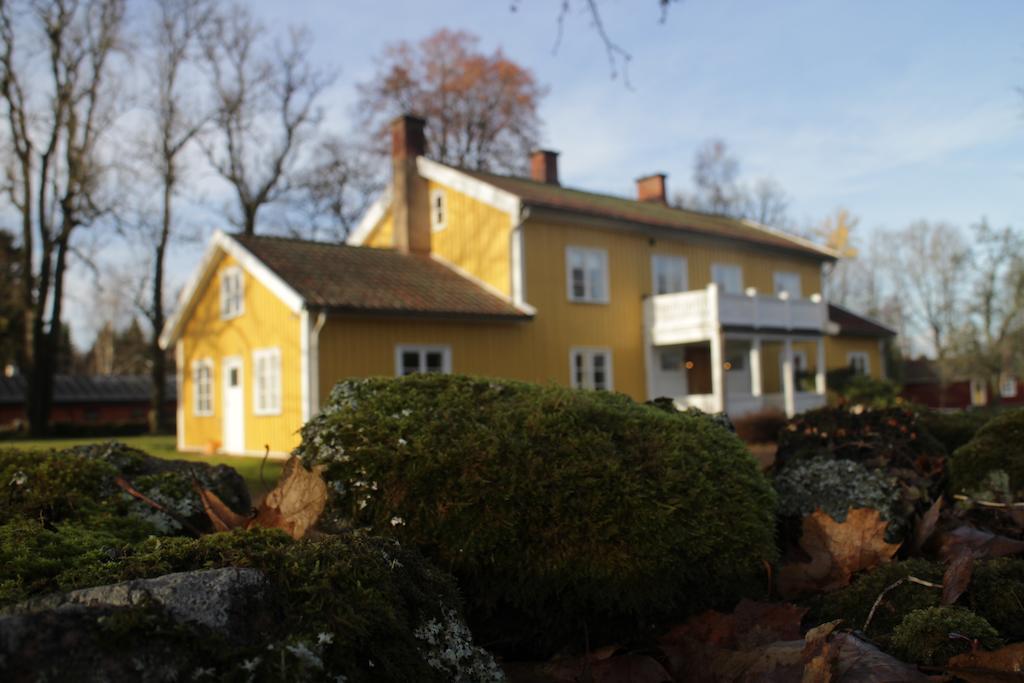 Hallebergs Bed&Breakfast Скара Екстер'єр фото